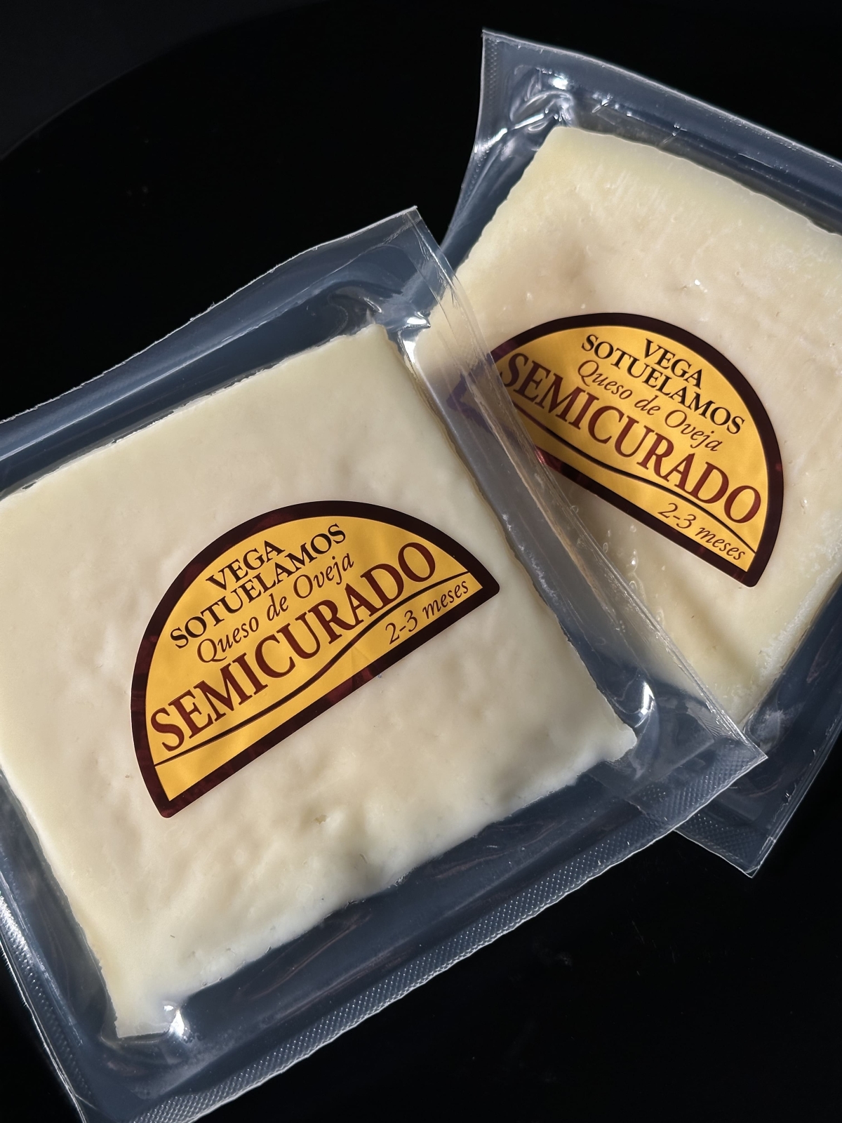 Queso Semicurado Cheese