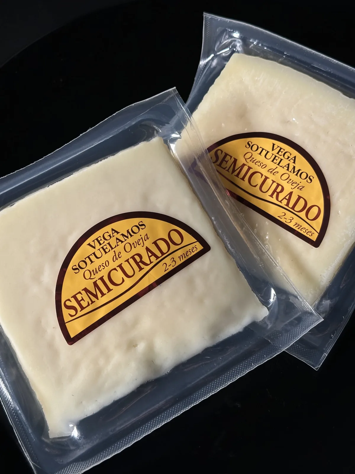 Queso Semicurado Cheese