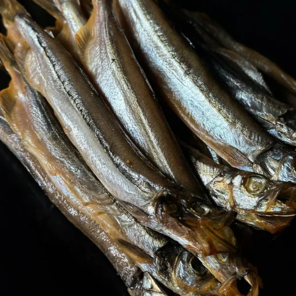 Cold-smoked capelin 500g